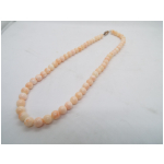 珊瑚　ネックレス　白　約40センチ位