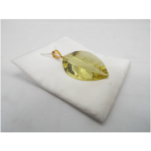 黄水晶ペンダントトップ　30ミリ