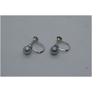 ブラックパール　イヤリング　6ミリ