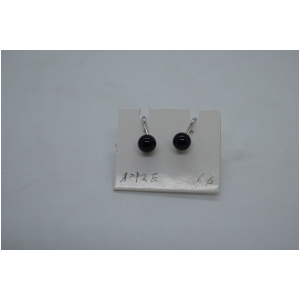 オニキス　イヤリング　6ミリ