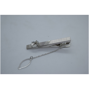 水晶　タイ止め