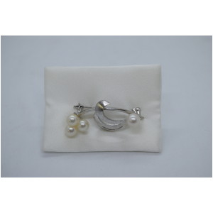 真珠　ブローチ　